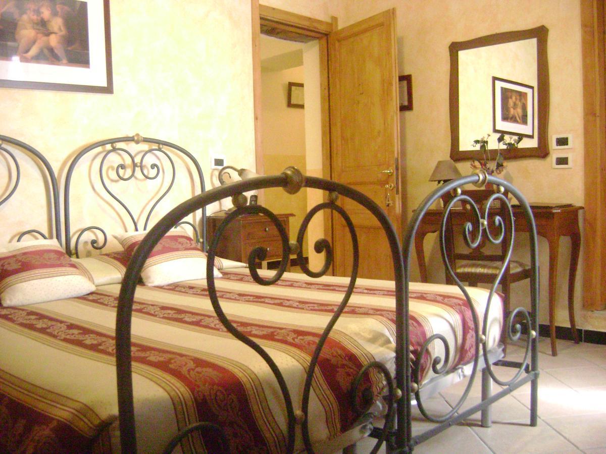 La Finestrella Di Montalto Locanda Badalucco Exterior foto