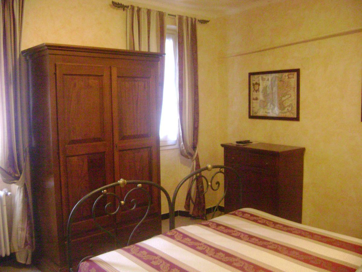 La Finestrella Di Montalto Locanda Badalucco Exterior foto