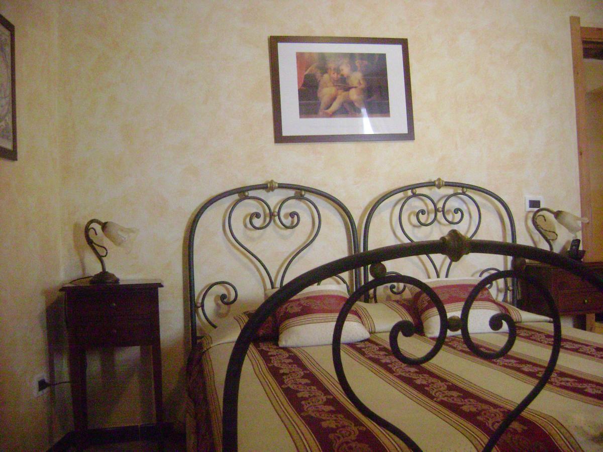 La Finestrella Di Montalto Locanda Badalucco Exterior foto