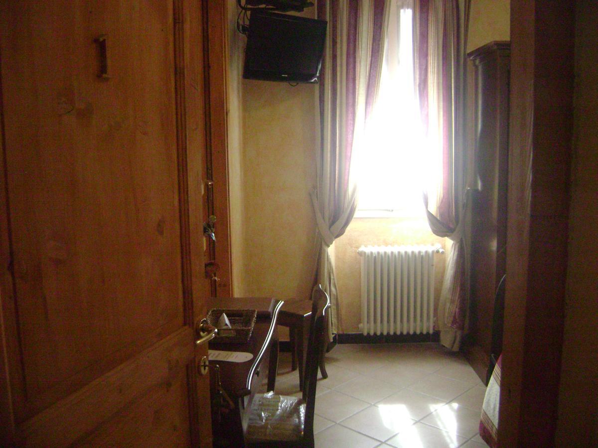 La Finestrella Di Montalto Locanda Badalucco Exterior foto